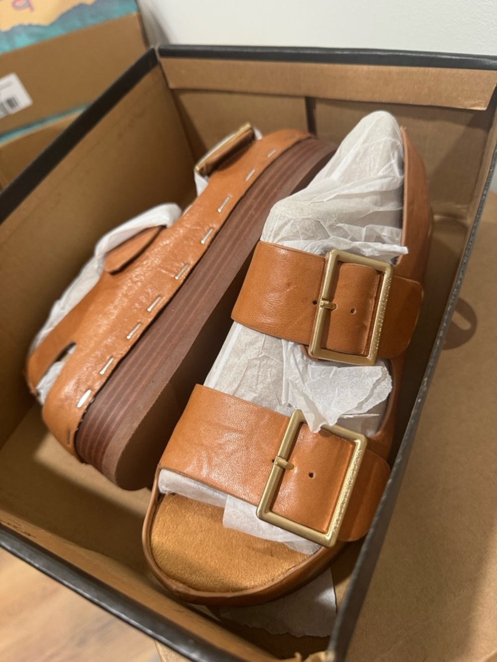🎉LAST PIECE🎉KELSI DAGGER Dover Platform Sandals